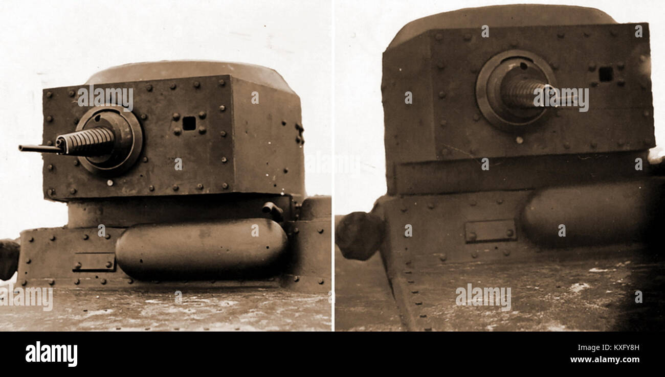 Eine Fotografie eines sowjetischen Amphibienpanzers T-37A, ausgestattet mit einem Maschinengewehr der ShKAS, aus einer horizontalen Perspektive betrachtet, zeigt die sowjetische Militärtechnik der frühen 1930er Jahre. Stockfoto