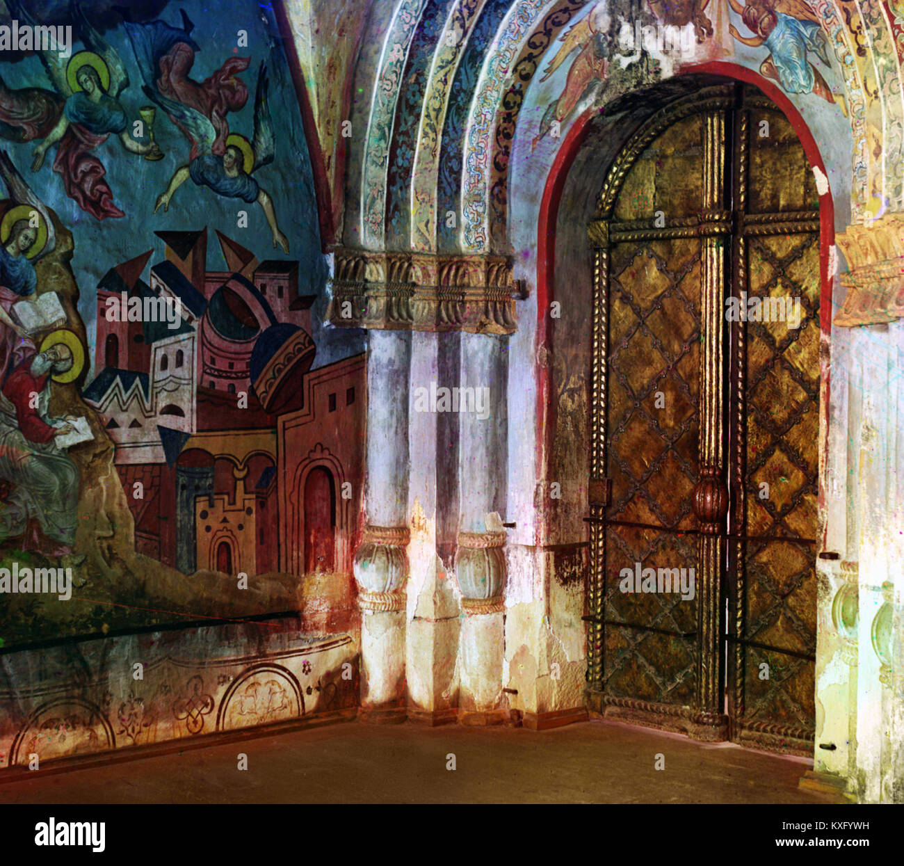 „Церковь Владимира“ (Vladimir-Kirche), erbaut im Jahr 1909, bezieht sich wahrscheinlich auf eine orthodoxe christliche Kirche, die dem hl. Wladimir gewidmet ist und traditionelle russisch-orthodoxe architektonische Elemente aufweist. Stockfoto