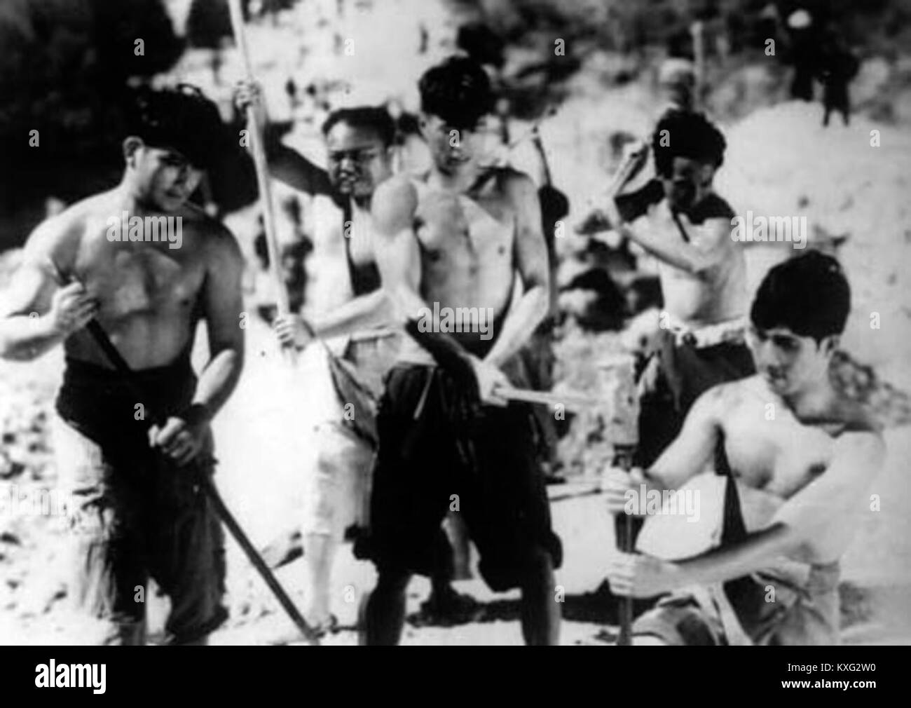 Standbild aus dem Film „The Great Road“ (Dalu), das eine Szene aus dem chinesischen Film darstellt, filmische Produktion, Schauspieler und visuelle Geschichten veranschaulicht. Stockfoto