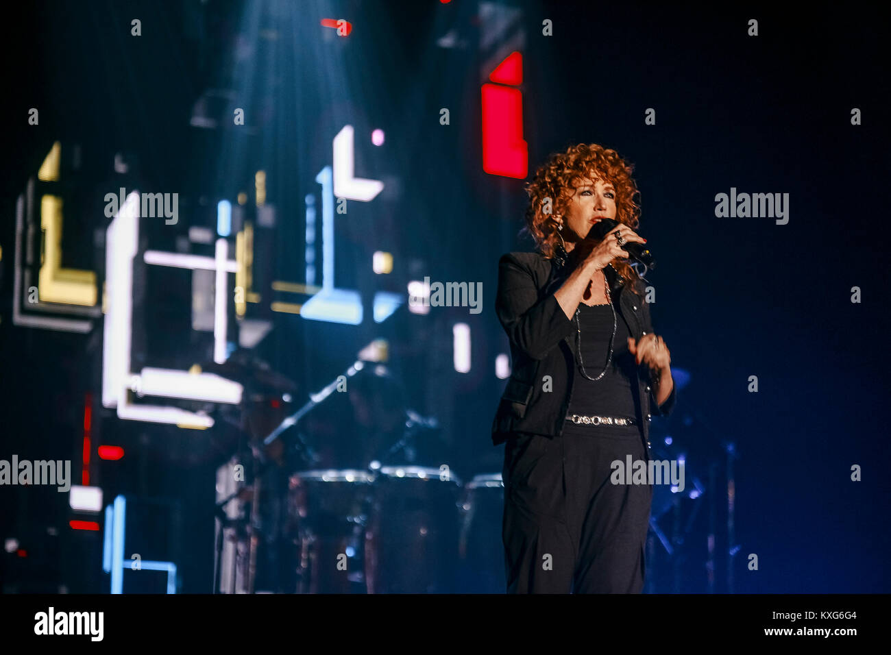 Bologna, Teatro Euroauditorium 09.01.2018. Fiorella Mannoia in Combattente Il Tour Credit Luigi Rizzo/Alamy leben Nachrichten Stockfoto