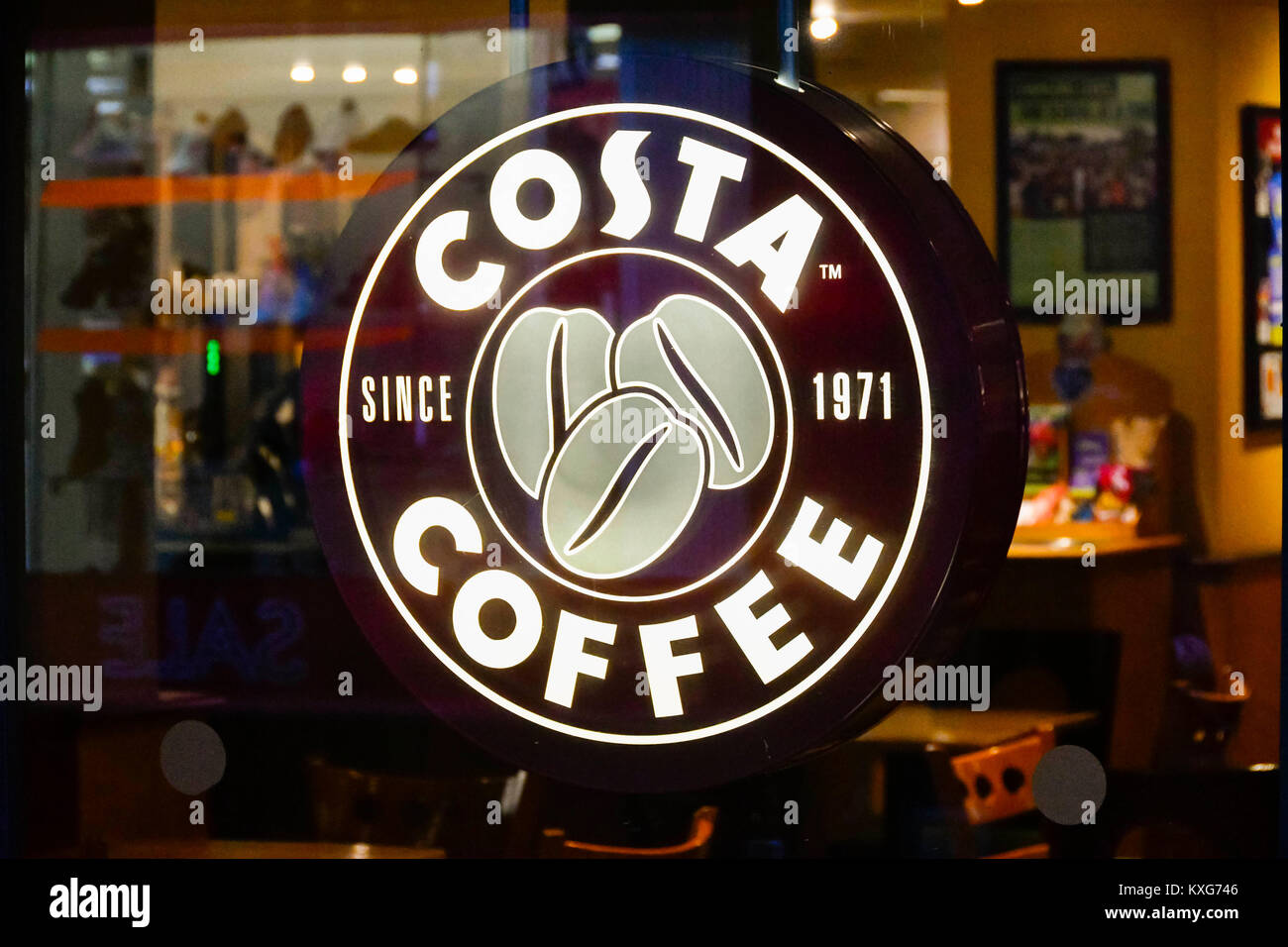 Dorchester, Dorset, Großbritannien. 9. Januar 2018. Costa Coffee shopfront Zeichen in Dorchester, Dorset. Foto: Graham Jagd-/Alamy Leben Nachrichten. Stockfoto