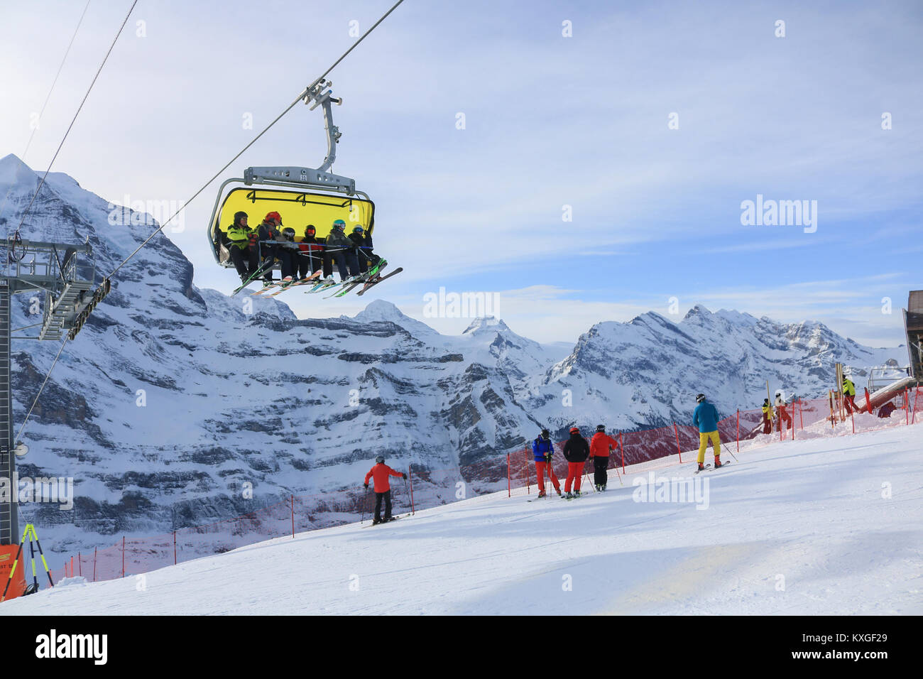 Lauberhorn Wengen, Schweiz. 10 Jan, 2018. Die Teilnehmer trainieren vor FIS Alpine Ski World Cup Lauberhorn, die am 12. Januar beginnt. Die Piste ist die längste Rennen im Ski-Weltcup und der Slalom ist einer der anspruchsvollsten Kurse in der Welt der Credit: Amer ghazzal/Alamy leben Nachrichten Stockfoto