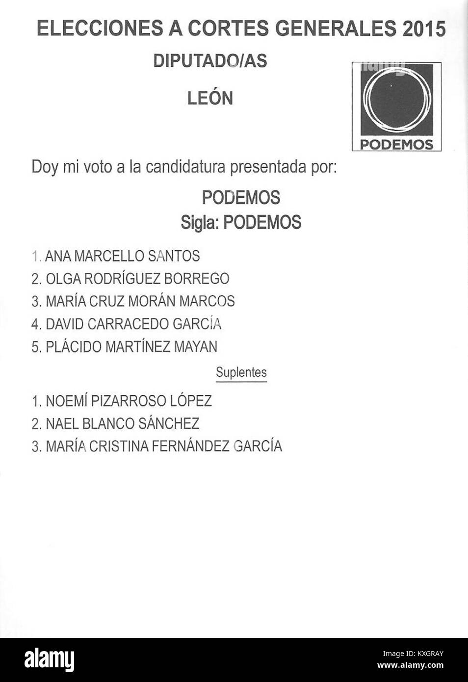 Dieser Wahlgang der spanischen Parlamentswahlen 2015 zeigt Podemos Teilnahme am Wahlprozess in León, was das demokratische Engagement im spanischen politischen System widerspiegelt. Stockfoto