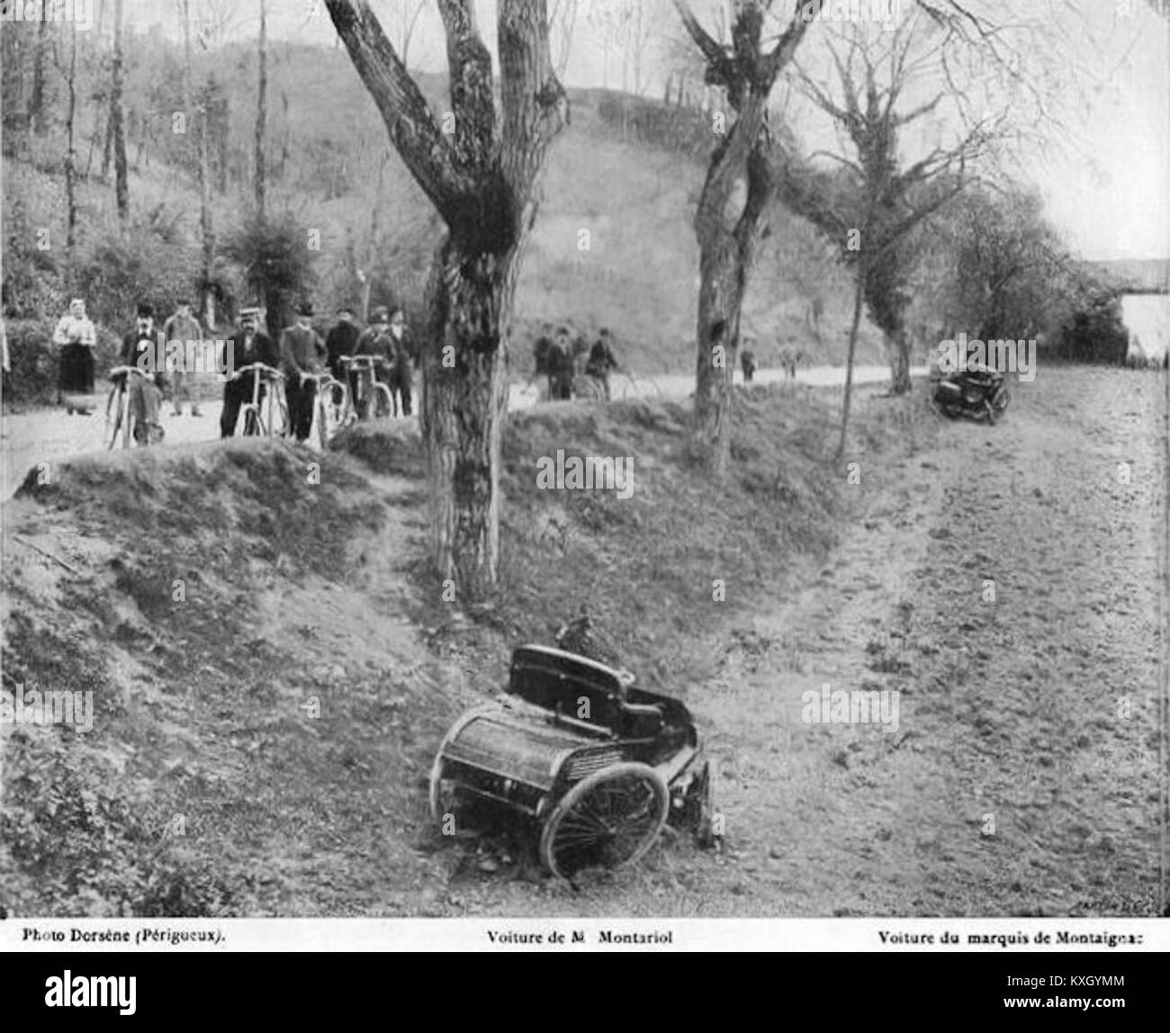 Unfall voiture (1) Parisienne & Landry et Beyroux am Golfplatz de Perigueux 1 Mai 1898 Stockfoto