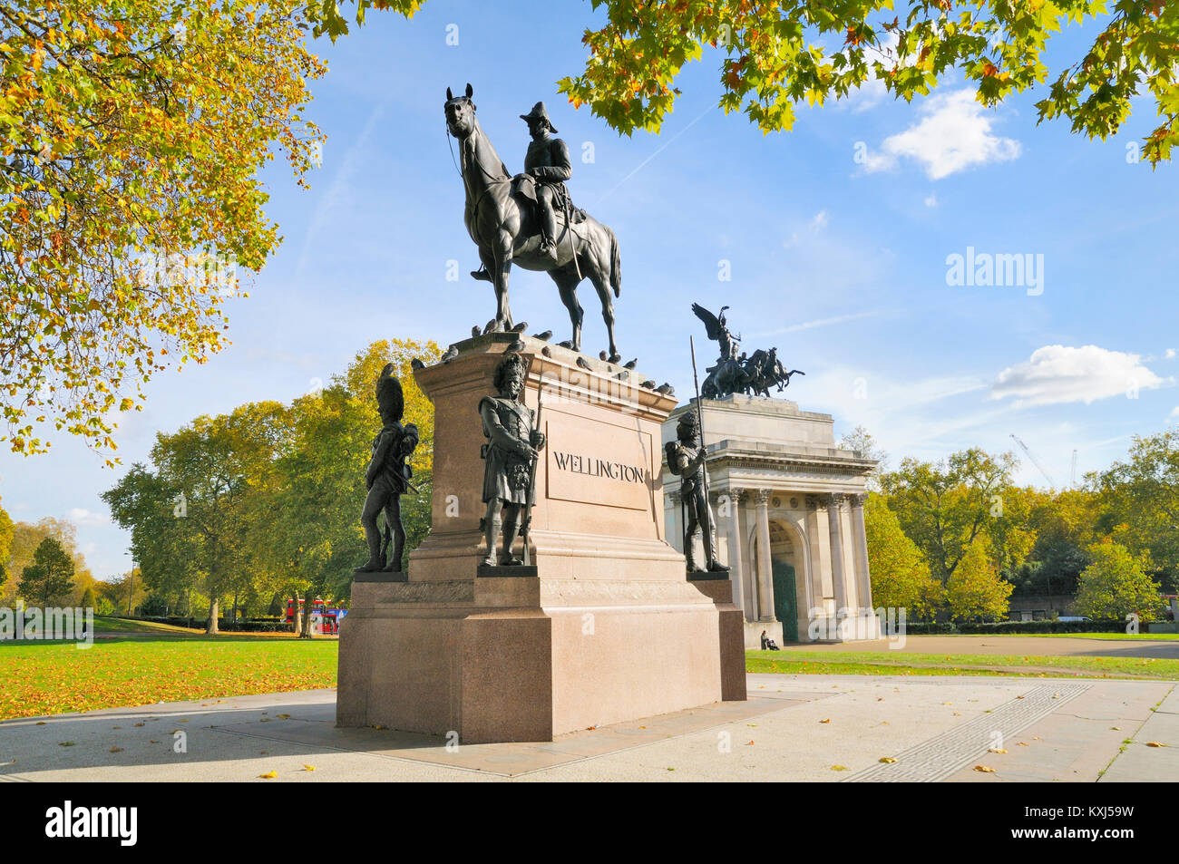 Herzog von Wellington Statue und Wellington Arch, Hyde Park Corner, London, England, Großbritannien Stockfoto