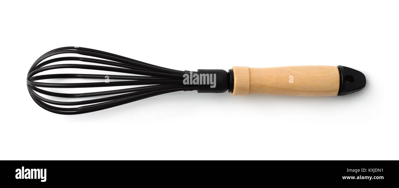 Blick von oben auf die schwarze Küche Schneebesen isoliert auf weißem Stockfoto