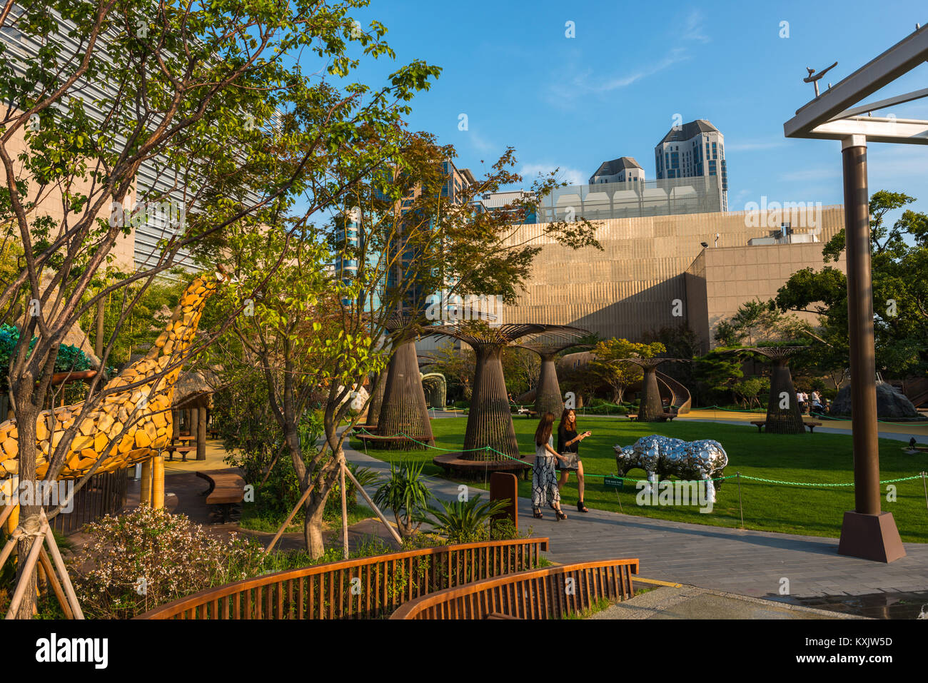 Theme Park ZOORAJI auf dem Dach (9. Stock) der Busan Shinsegae Kaufhaus in Centum Stadt. Yeongnam, Südkorea. Stockfoto