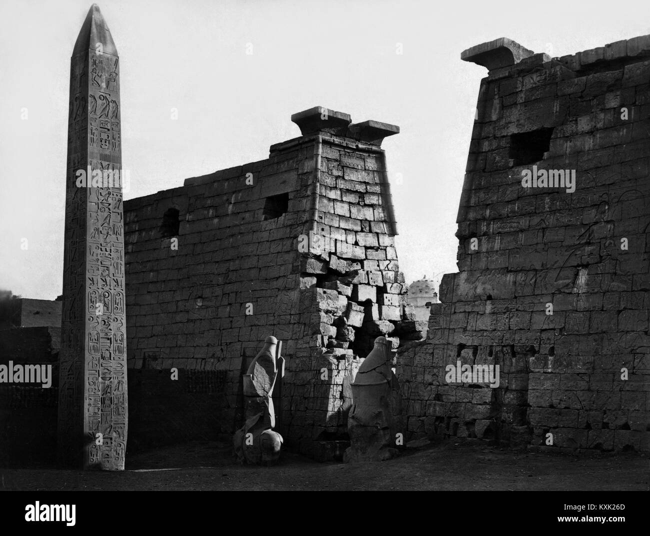 Pylon und Obelisk. Luxor Stockfoto