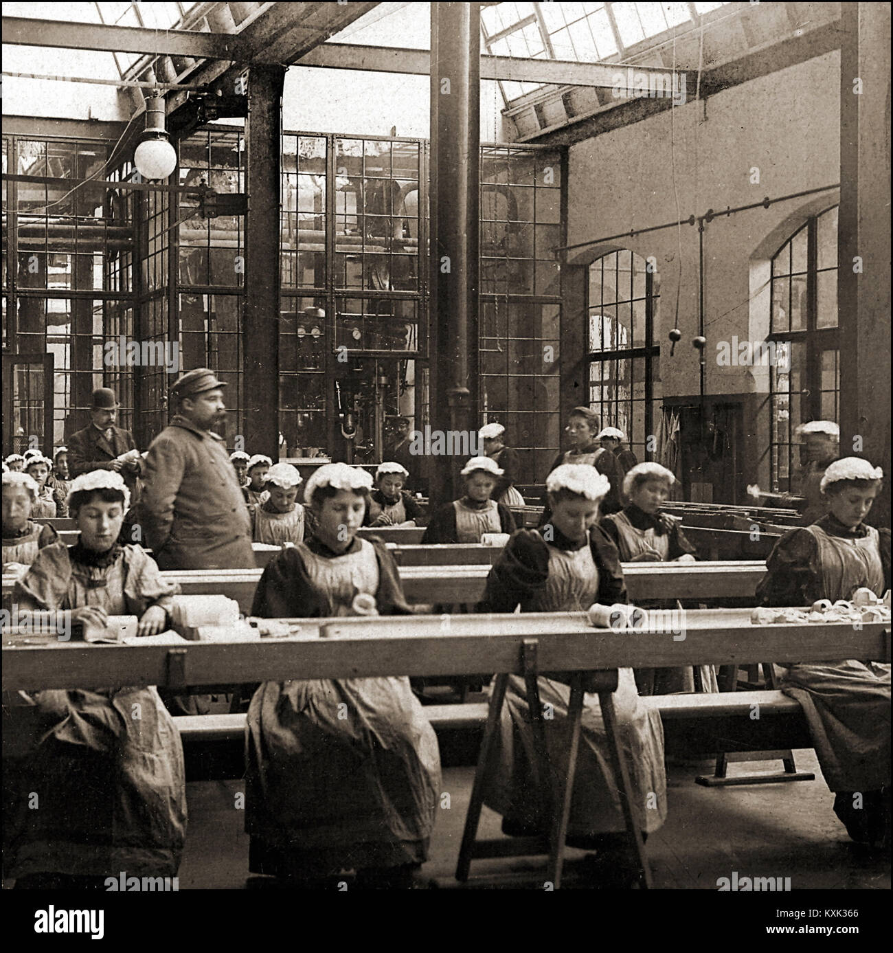Factory Girls Stockfoto