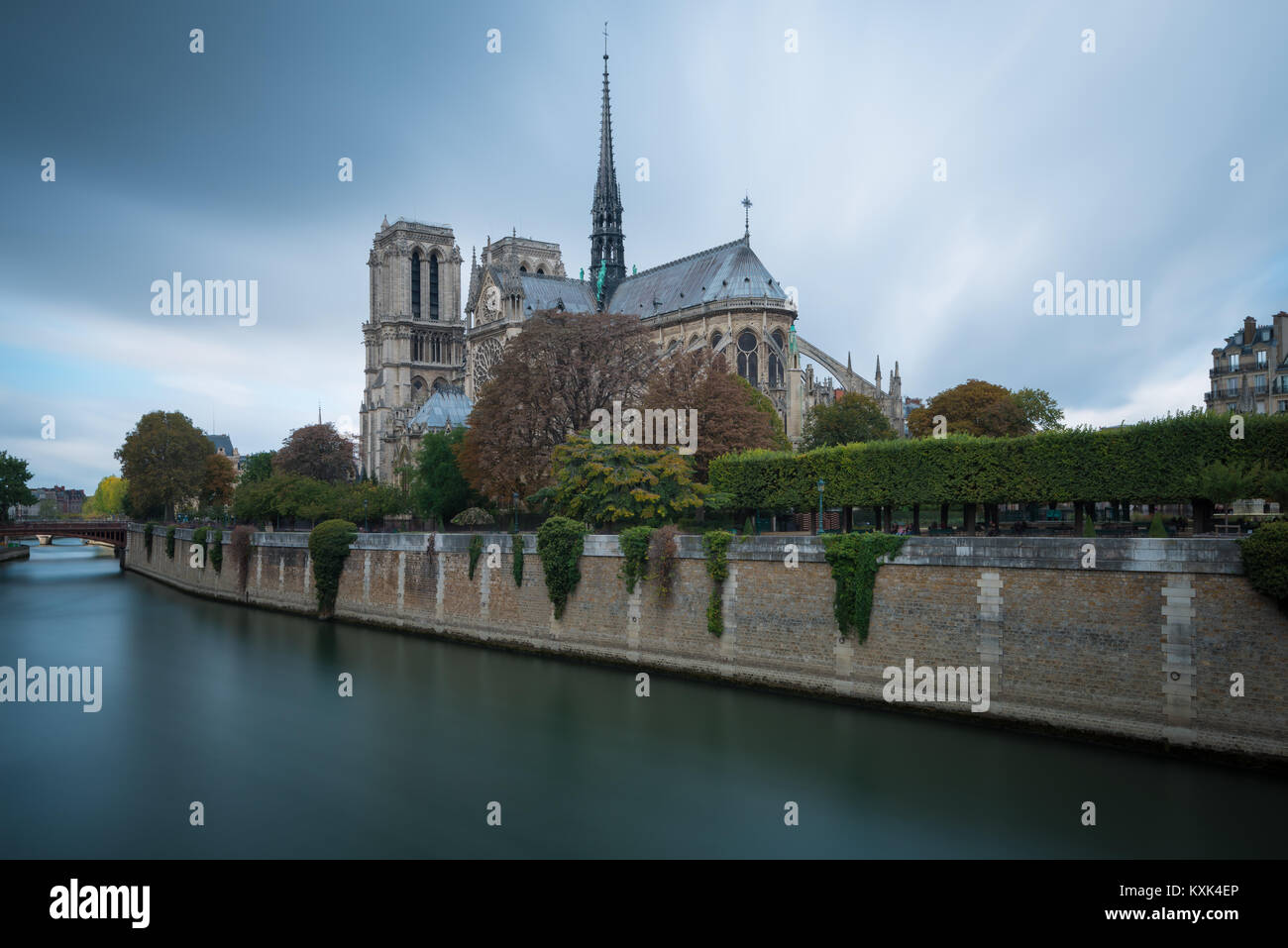 Place de la cathedrale notre dame Fotos und Bildmaterial in hoher