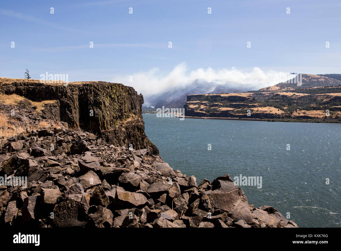 Malerischer Blick auf den See von Bergen am Mt Hood National Forest Stockfoto