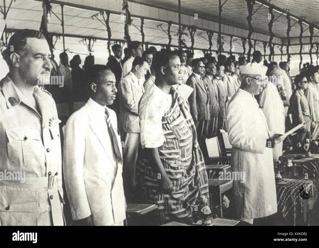 Die asiatisch-afrikanische Konferenz 1955 in Bandung, Indonesien, brachte asiatische und afrikanische Länder zusammen, um postkoloniale Diplomatie, Zusammenarbeit und Unabhängigkeitsbewegungen zu diskutieren. Stockfoto