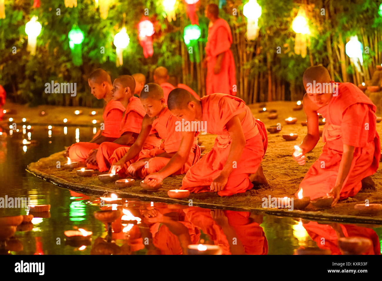 Mönche in Yee Peng, Main Event Loy Krathong fest @ Chiang Mai, Thailand, größte Zeremonie im Norden von Thailand Stockfoto