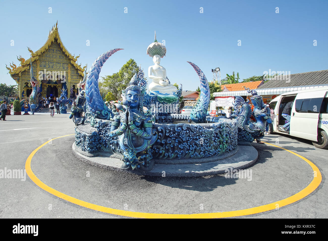 CHIANG RAI, THAILAND - Dezember 20, 2017: Sehr schöne Skulptur im Wat Rong Rong Sua Sua zehn oder zehn Tempel. Dieser Ort ist der beliebten Umgebung Stockfoto