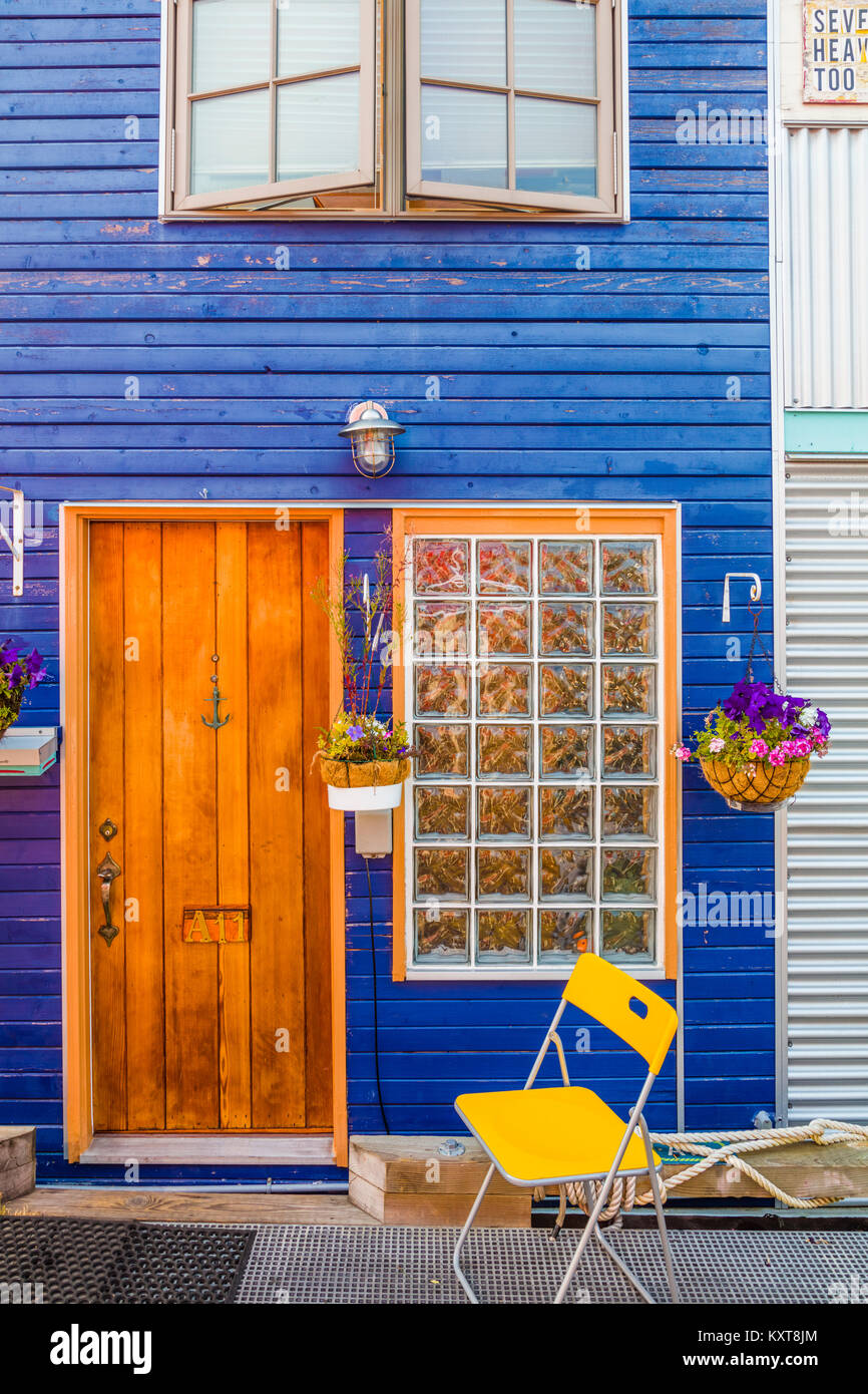 Detailson Häuser in Fisherman's Wharf eine bunte float Home Community in Victoria auf Vancouver Island in British Columbia, Kanada Stockfoto