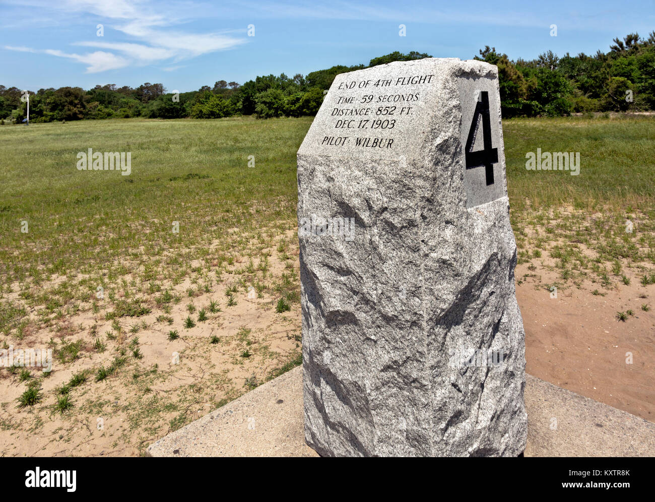 NC-01247-00 ... Nord-carolina-Marker für die 4 erfolgreichen Flug der Brüder Wright Flugzeug in Kitty Hawk. Stockfoto