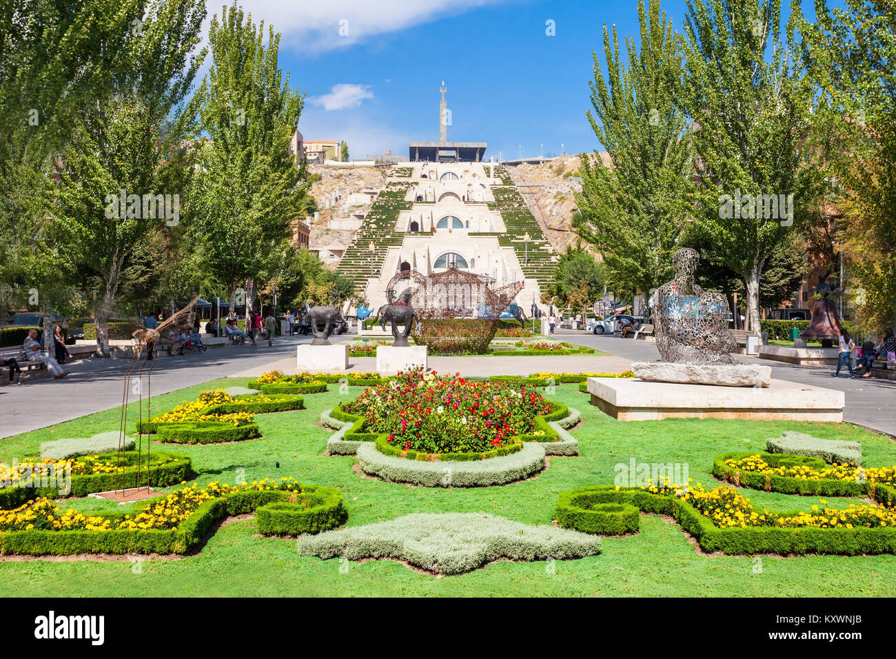 YEREVAN, Armenien - 28. SEPTEMBER 2015: Die Kaskade ist ein riesiges Treppenhaus in Eriwan, Armenien. Stockfoto
