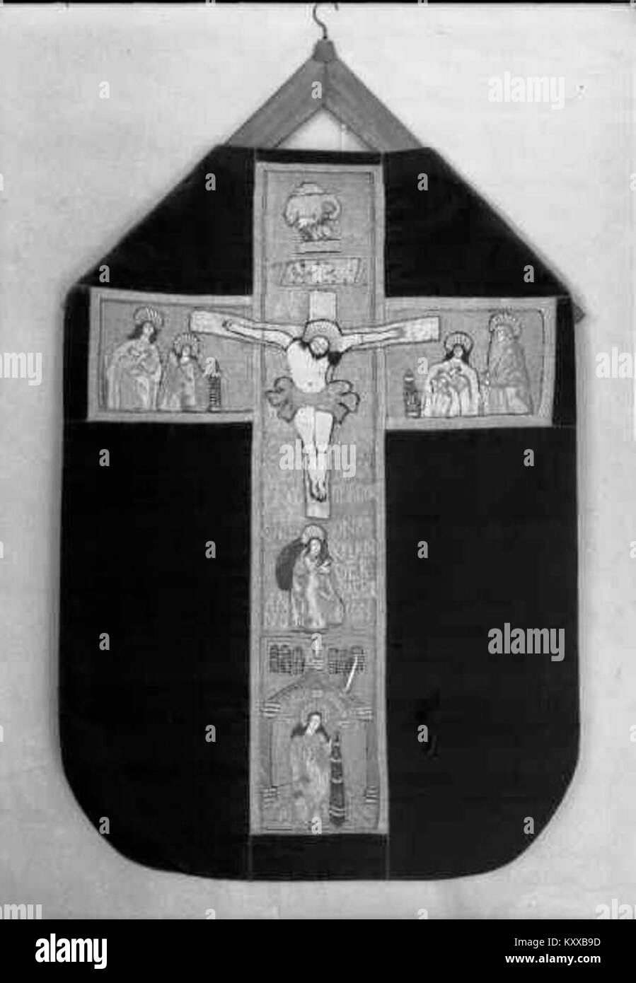 Die Kirche Frödinge in der Gemeinde Vimmerby, Schweden, ist eine mittelalterliche Steinkirche, die sich durch ihre romanische Architektur und gut erhaltene Innenkunstwerke auszeichnet. Stockfoto