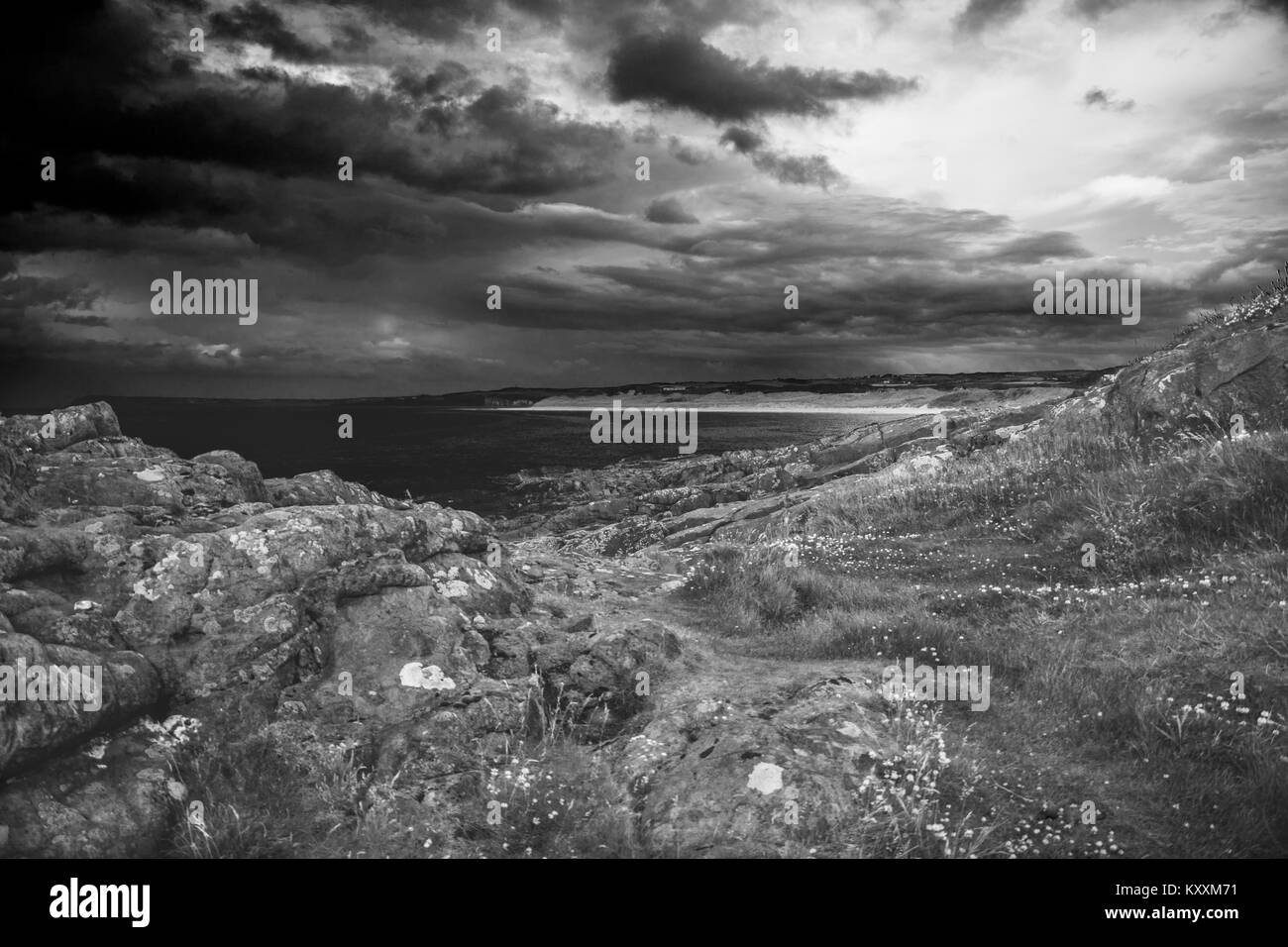 Blue Pool Portrush, Richtung Strand East Stockfoto