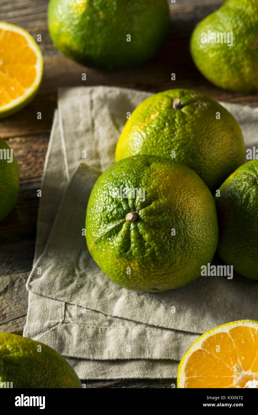 Raw Green Organic Ugli Obst bereit zu Essen Stockfoto