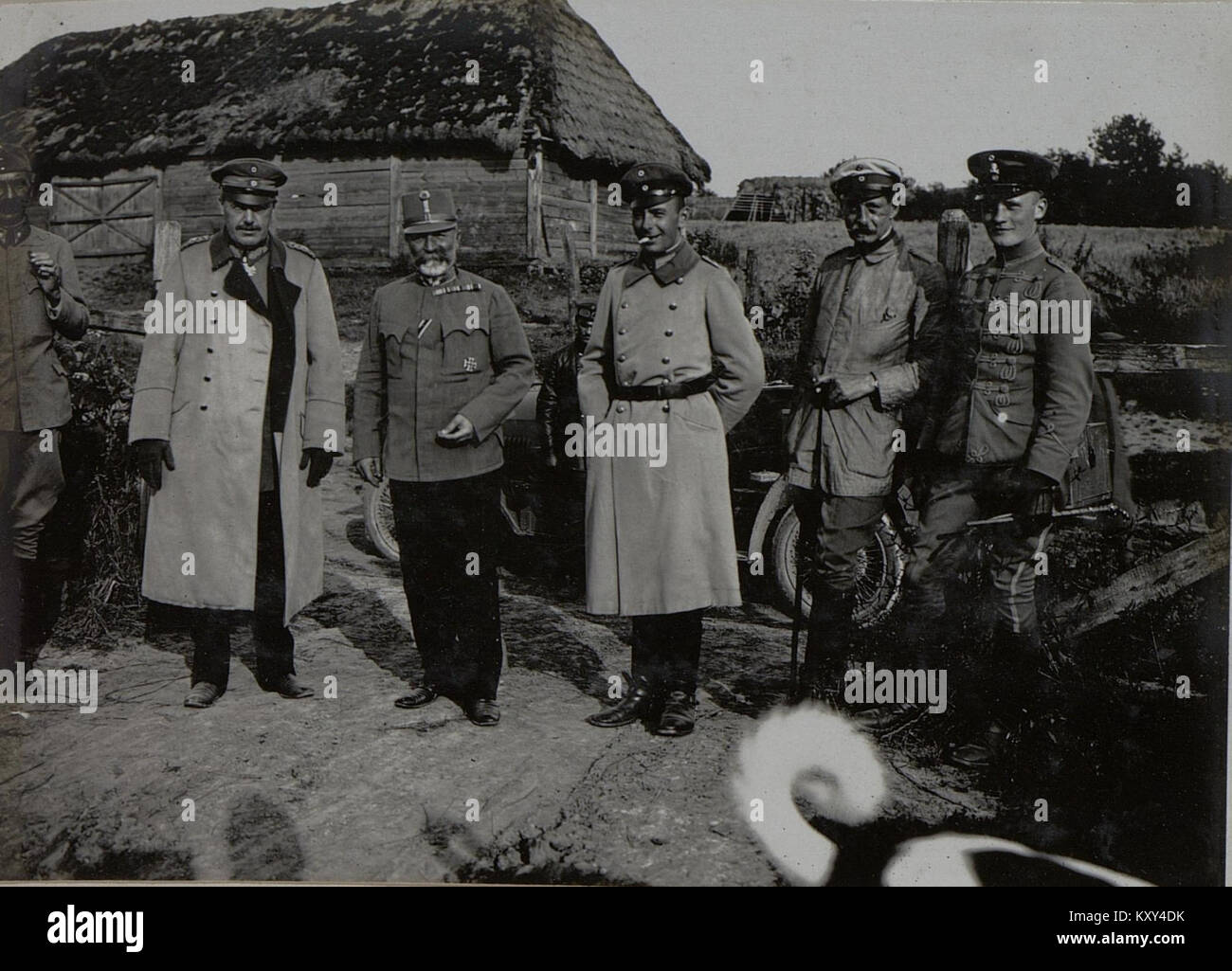 Porträt von Generalleutnant Roderich von Schöler, Kommandeur der 20. Deutschen Division, der seine Führungsrolle im Ersten Weltkrieg und seine Position im deutschen Militärbau repräsentiert. Stockfoto