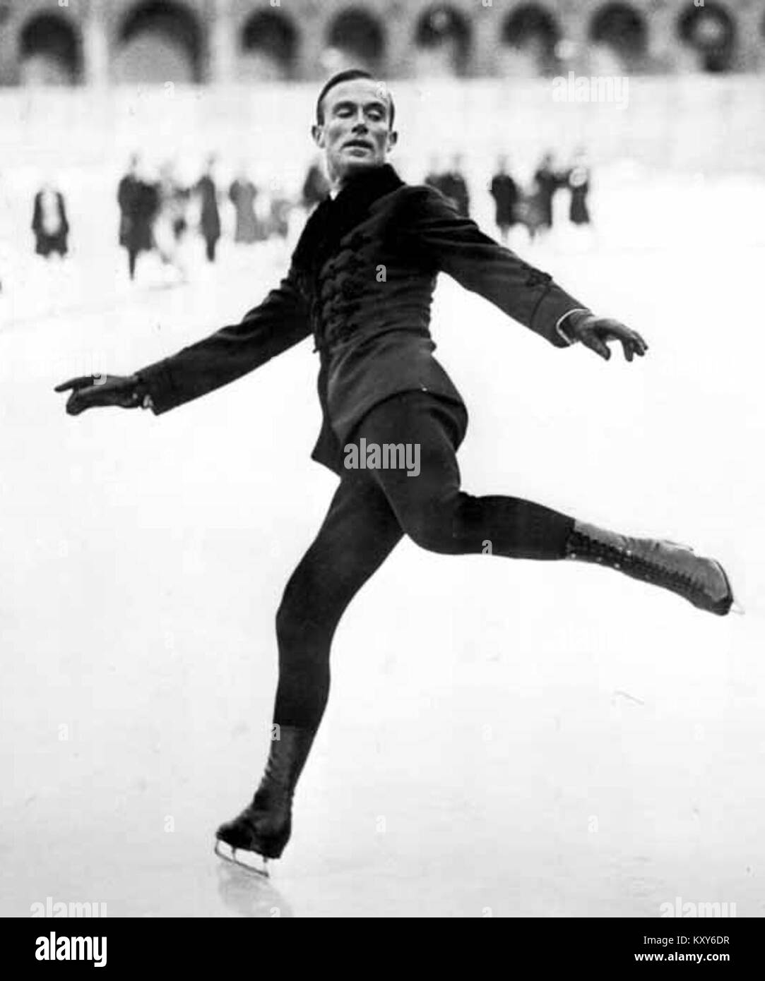 Gillis Grafström war ein schwedischer Eiskunstläufer, der für seine Leistungen im Sport bekannt war, darunter mehrere Olympiasieger. Er trug maßgeblich zur Geschichte des schwedischen Sports während des frühen 20. Jahrhunderts bei. Stockfoto