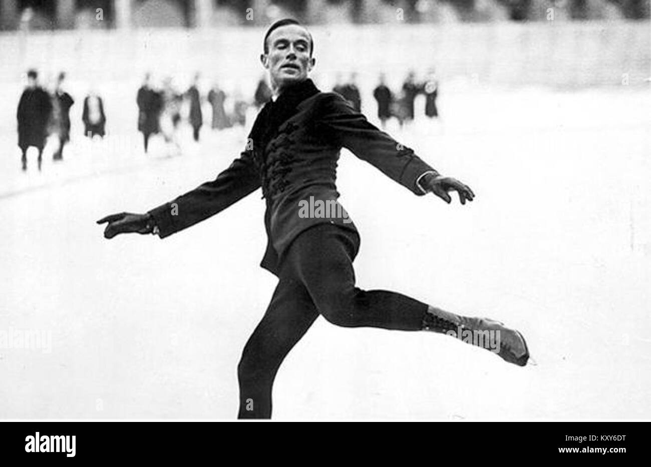 Gillis Grafström, schwedischer Eiskunstläufer, nahm an den Olympischen Winterspielen 1924 in Chamonix teil, wo er die Goldmedaille im Herreneinzel gewann und sich als einer der frühen Olympiasieger in seinem Sport etablierte. Stockfoto