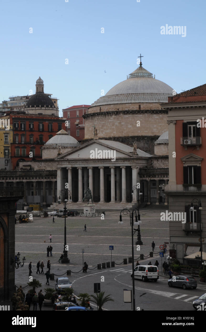 Straße, Platz, Theater San Carlo, 2013, Napolis, Italien. Stockfoto