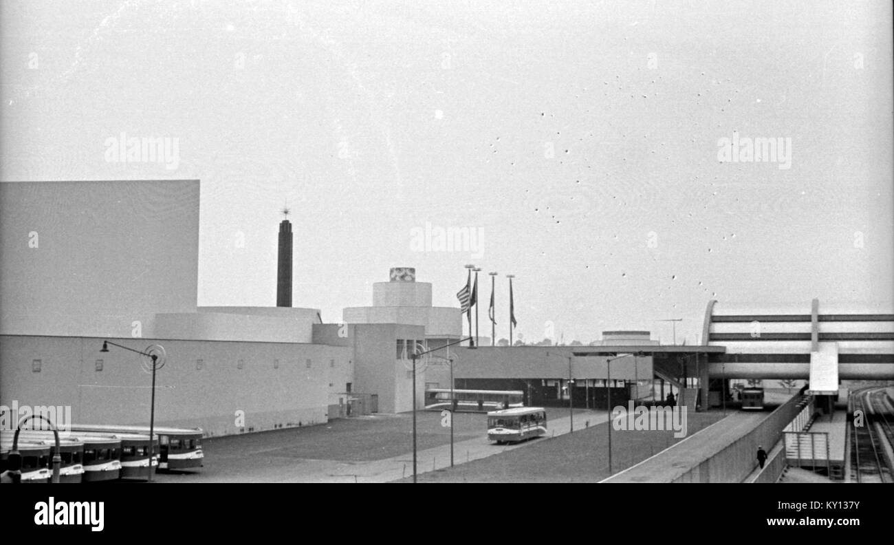 Flushing Meadows Corona Park in Queens, New York, ist ein großer Stadtpark, Austragungsort der World's Fair 1964. Hier finden Erholungsräume, kulturelle Wahrzeichen und landschaftlich gestaltete Bereiche für die öffentliche Nutzung statt. Stockfoto