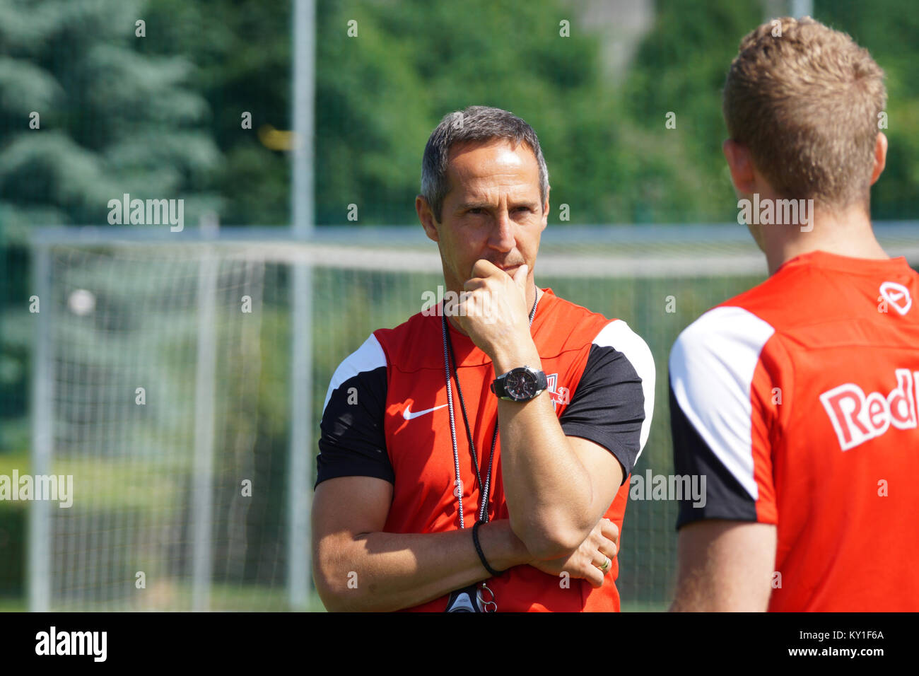 Neuer Head Coach Adolf Hütter ist der Neue cheftrainer im FC Red Bull