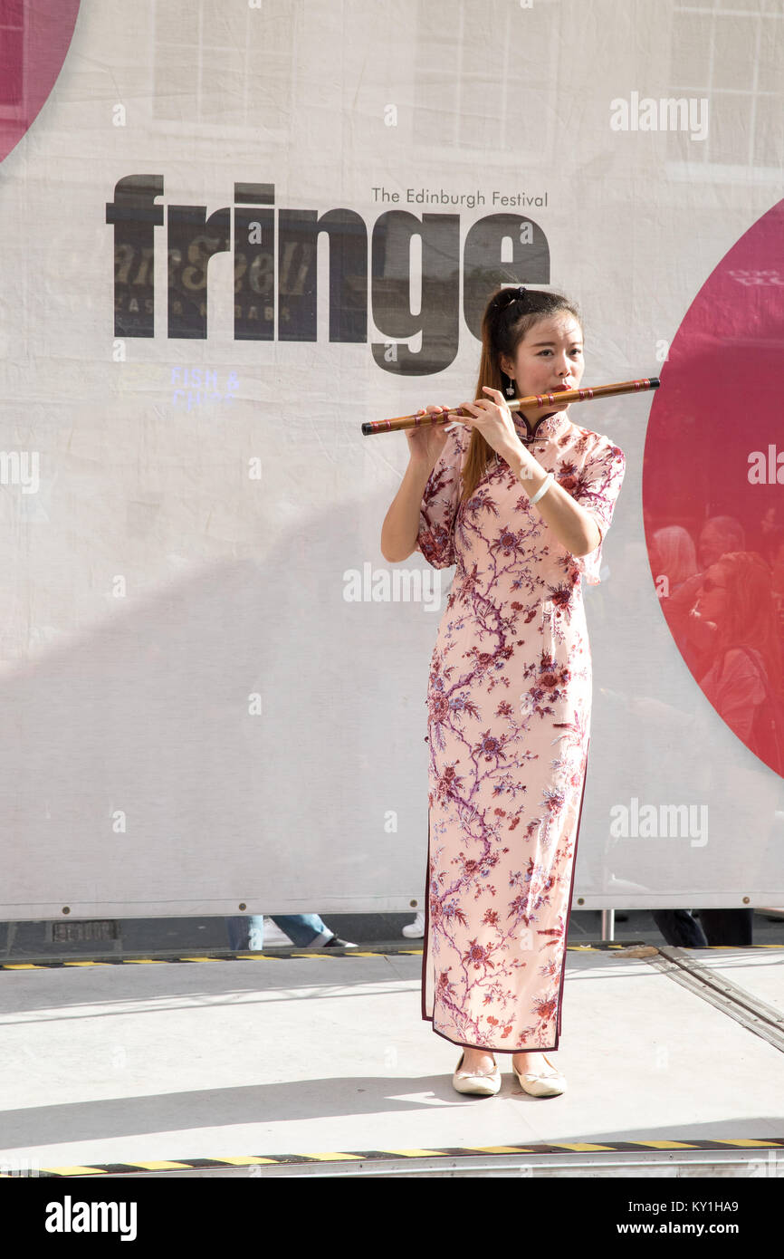 Street Performer, dem Edinburgh Fringe Festival, Edinburgh. Schottland Stockfoto