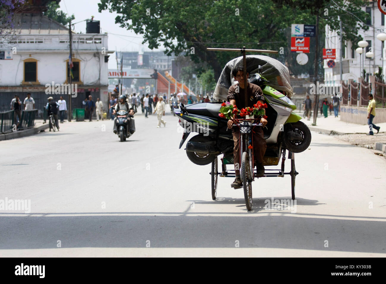 Verrußtes in einer Rikscha durchgeführt werden. Stockfoto