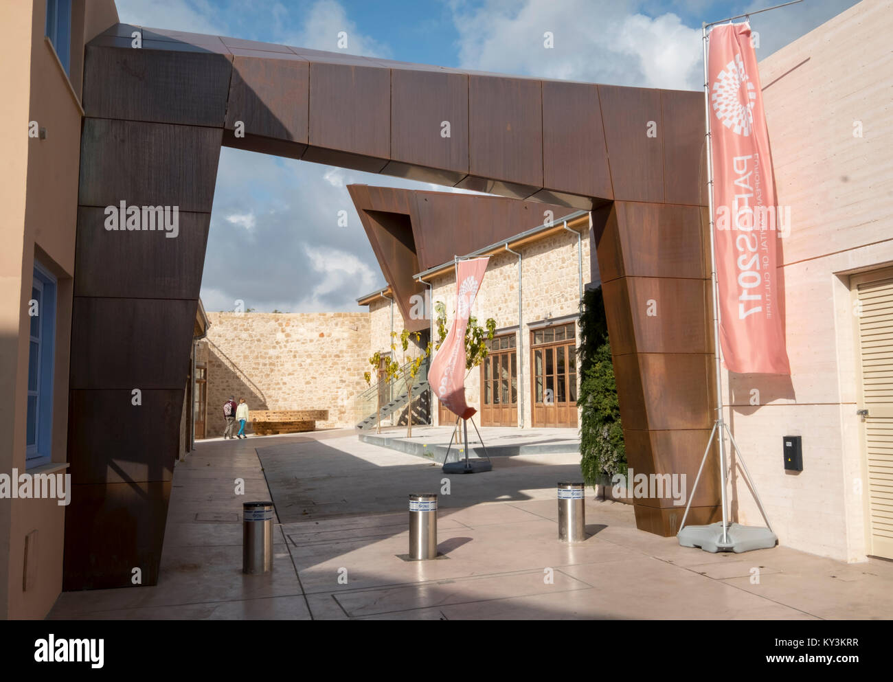 Neu Kunst- und Handwerkerzentrum in Paphos Altstadt renoviert, der Bereich wurde renoviert die Pafos Europäische Stadt der Kultur 2017 Jahr zu feiern. Stockfoto