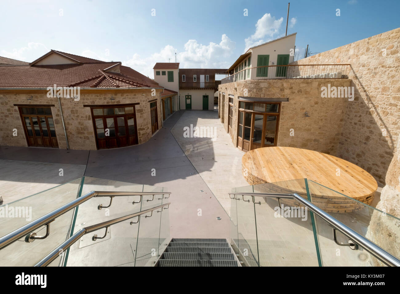 Neu Kunst- und Handwerkerzentrum in Paphos Altstadt renoviert, der Bereich wurde renoviert die Pafos Europäische Stadt der Kultur 2017 Jahr zu feiern. Stockfoto