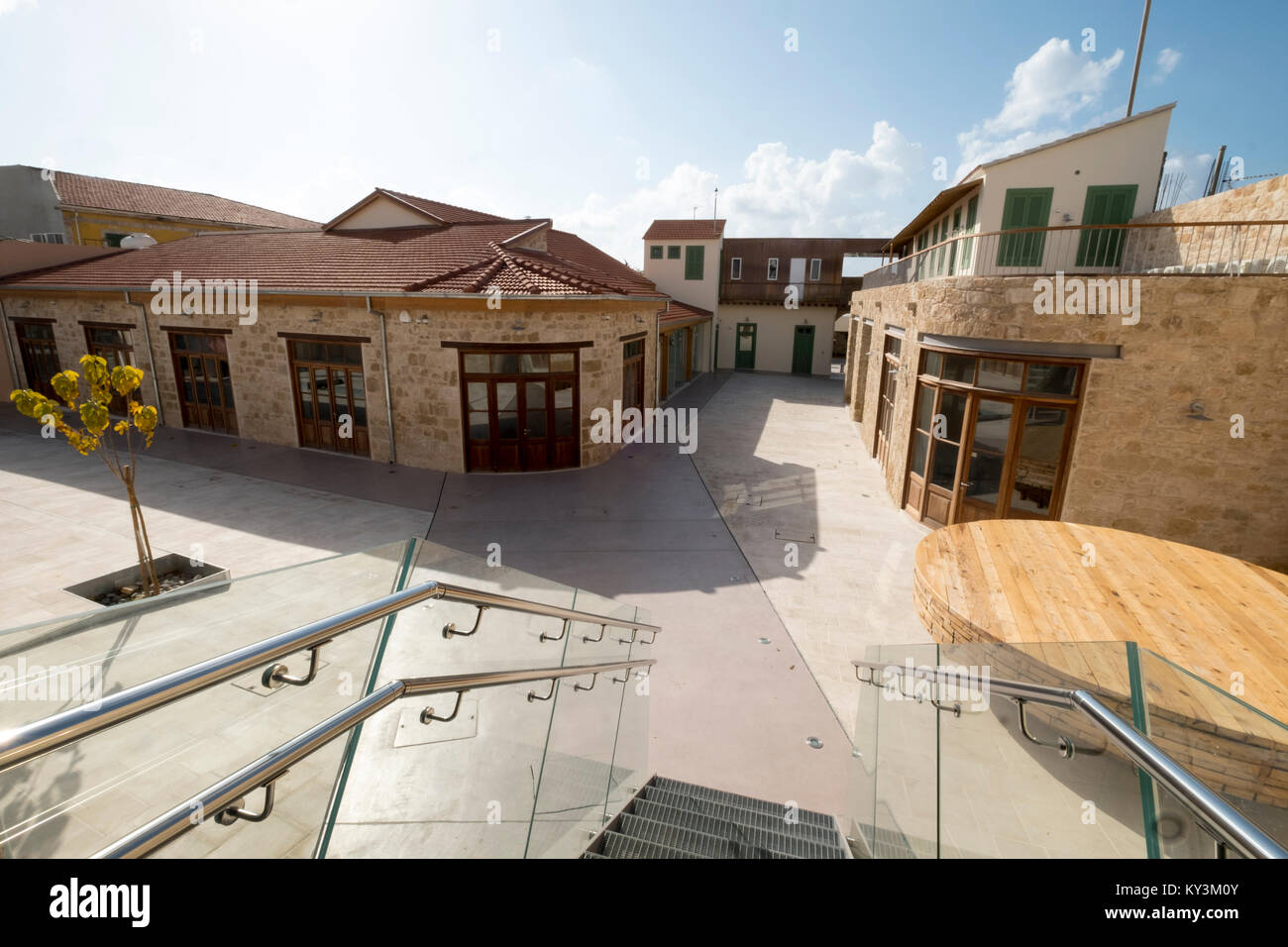 Neu Kunst- und Handwerkerzentrum in Paphos Altstadt renoviert, der Bereich wurde renoviert die Pafos Europäische Stadt der Kultur 2017 Jahr zu feiern. Stockfoto