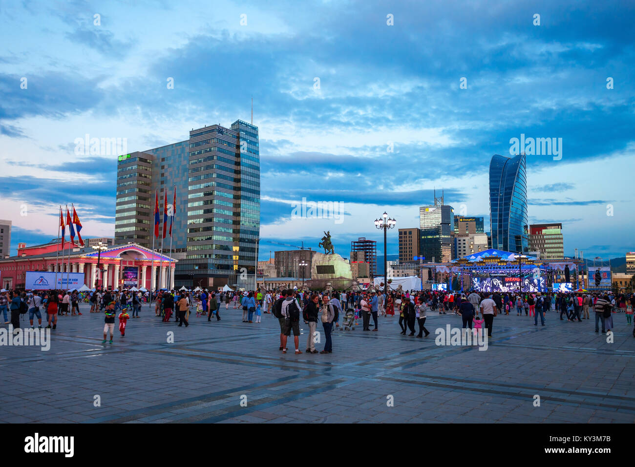 ULAANBAATAR, Mongolei - Juli 11, 2016: Feier der traditionellen Naadam Festival auf Dschingis Square (Sukhbaatar Platz) in Ulaanbaatar, Mongolei. Stockfoto