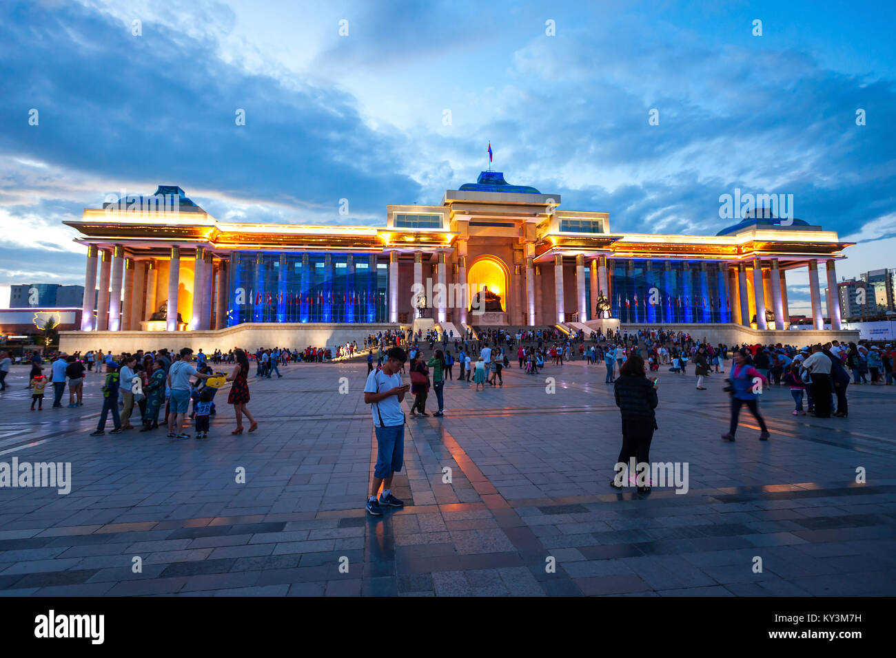 ULAANBAATAR, Mongolei - Juli 11, 2016: Feier der traditionellen Naadam Festival auf Dschingis Square (Sukhbaatar Platz) in Ulaanbaatar, Mongolei. Stockfoto