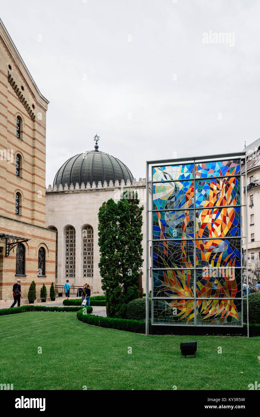 Budapest, Ungarn - 13. August 2017: Der Dohany Synagoge, die auch als die Große Synagoge bekannt. Es ist die größte Synagoge in Europa. Memorial Stockfoto