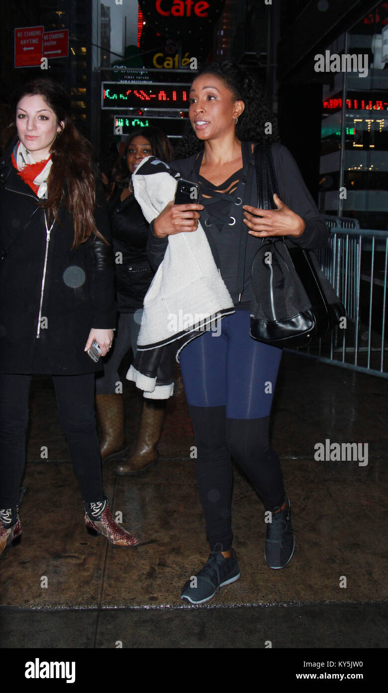 New York, NY, USA. 12 Jan, 2018. Latreal Mitchell nach einem Auftritt auf Good Morning America in New York City am 12. Januar 2018 gesehen. Credit: Rw/Medien Punch/Alamy leben Nachrichten Stockfoto