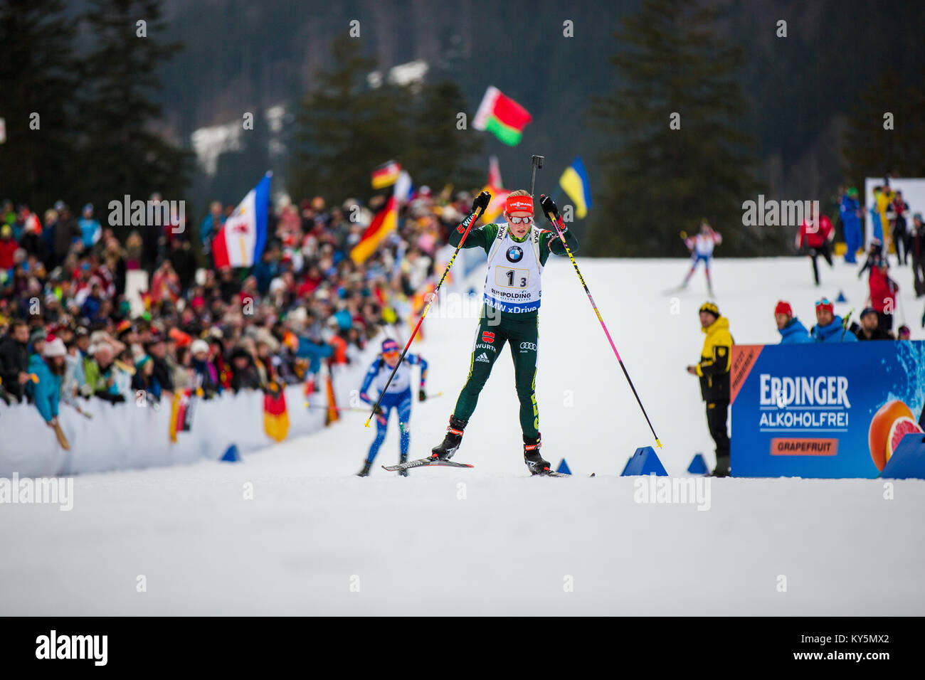 Ruhpolding, Deutschland. 13 Jan, 2018. Deutschland, Ruhpolding - Januar 13, 2017. Franziska Hildebrand von Deutschland (1, 3), während die Frauen 4x6 km Staffel Wettbewerb an der BMW IBU Weltcup Biathlon in Ruhpolding gesehen. (Foto: Gonzales Foto/Alamy leben Nachrichten Stockfoto