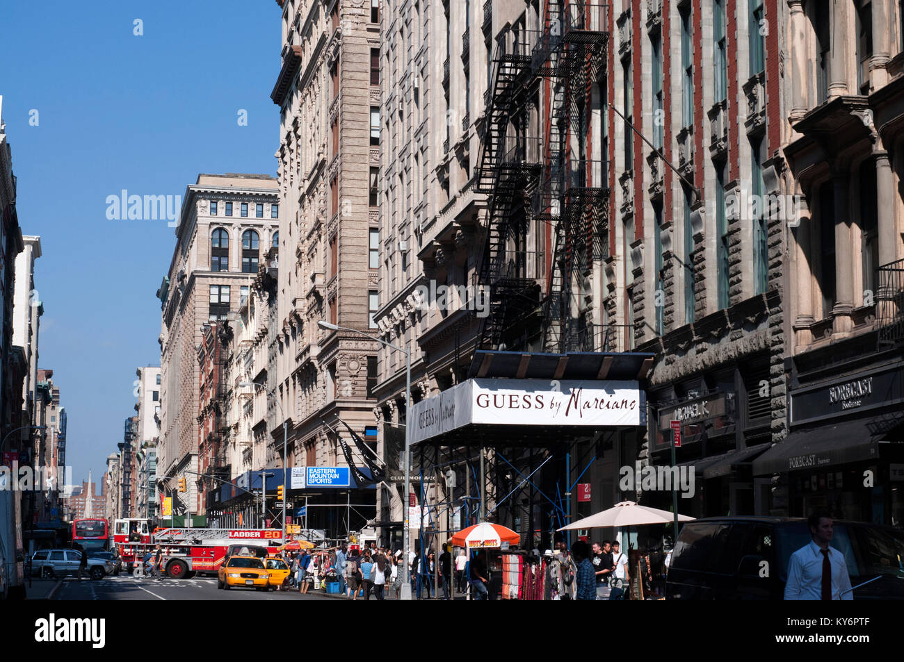 Schätze lagern im New Yorker Stadtteil Soho und Fassaden, so dass Ho-Cast Bügeleisen Historic District, NEW YORK Stockfoto