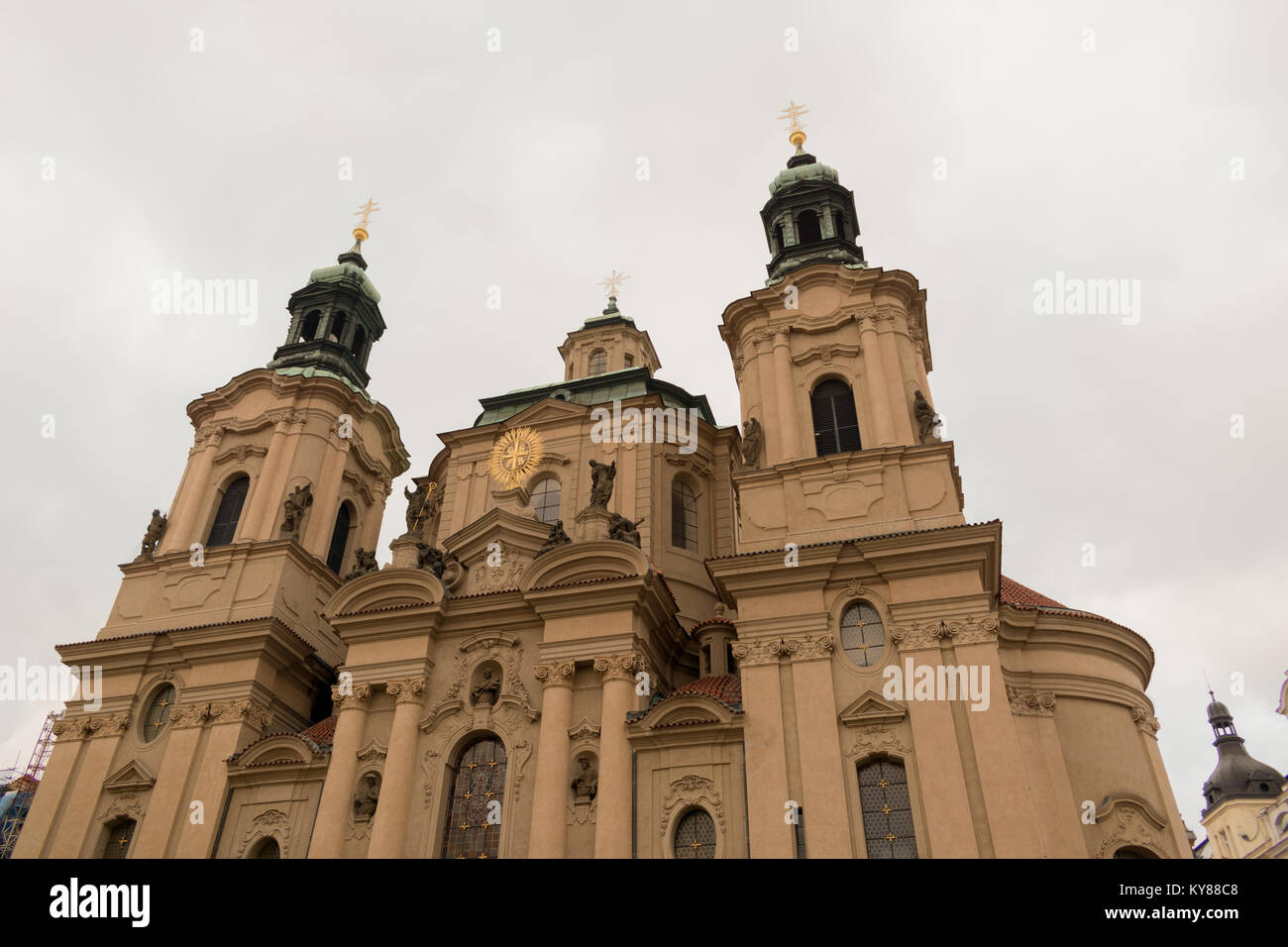 St. Nikolaus Kirche in Old Town Square, Prag Stockfoto