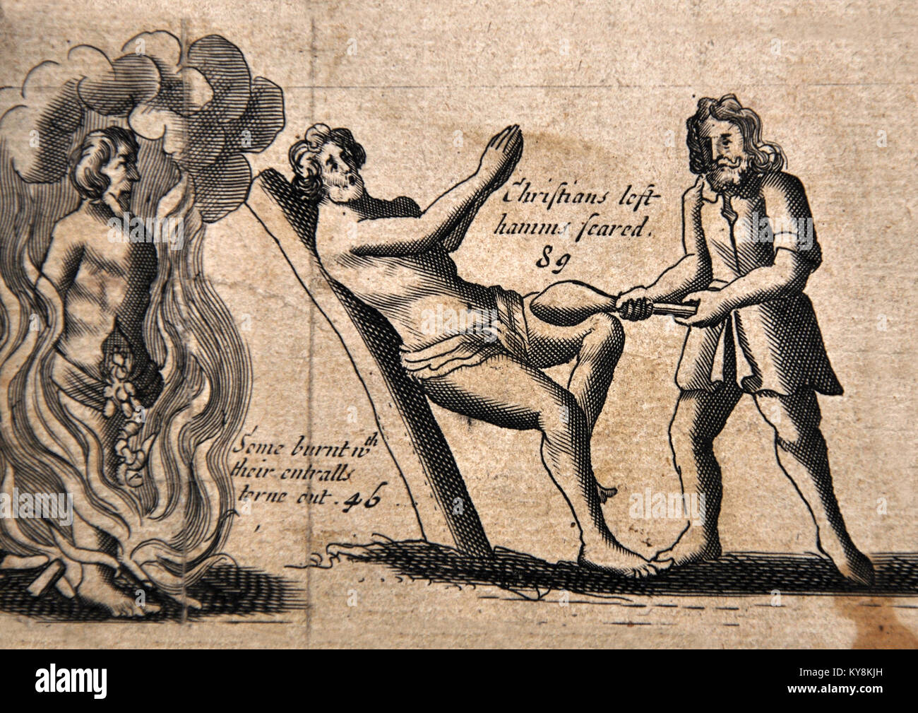 Abbildung aus einem 1583 Ausgabe der Foxe Buch der Märtyrer, die Papisten foltern, Protestanten, in diesem Fall durch Verbrennen, während ihre Eingeweide herausgerissen sind, und durch ihre Beine durch Gebratene mit heißen Eisen. Stockfoto