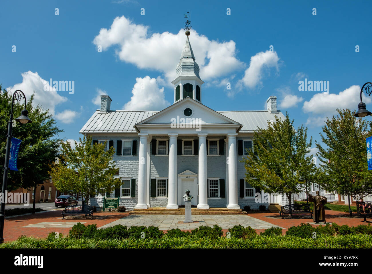 Alte Shenandoah County Courthouse, Main Street, Woodstock, Virginia Stockfoto