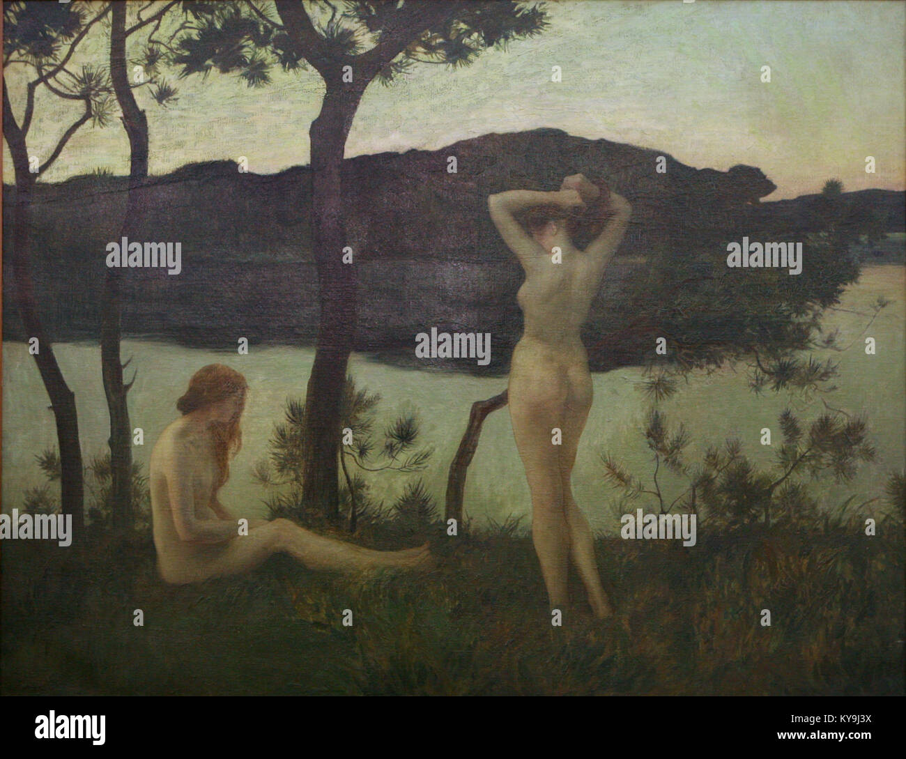 Dieses Gemälde von Emile-René Ménard zeigt Wassernymphen (Naiades) an einem See und beleuchtet mythologische Themen und Naturlandschaften im klassischen französischen Stil. Stockfoto