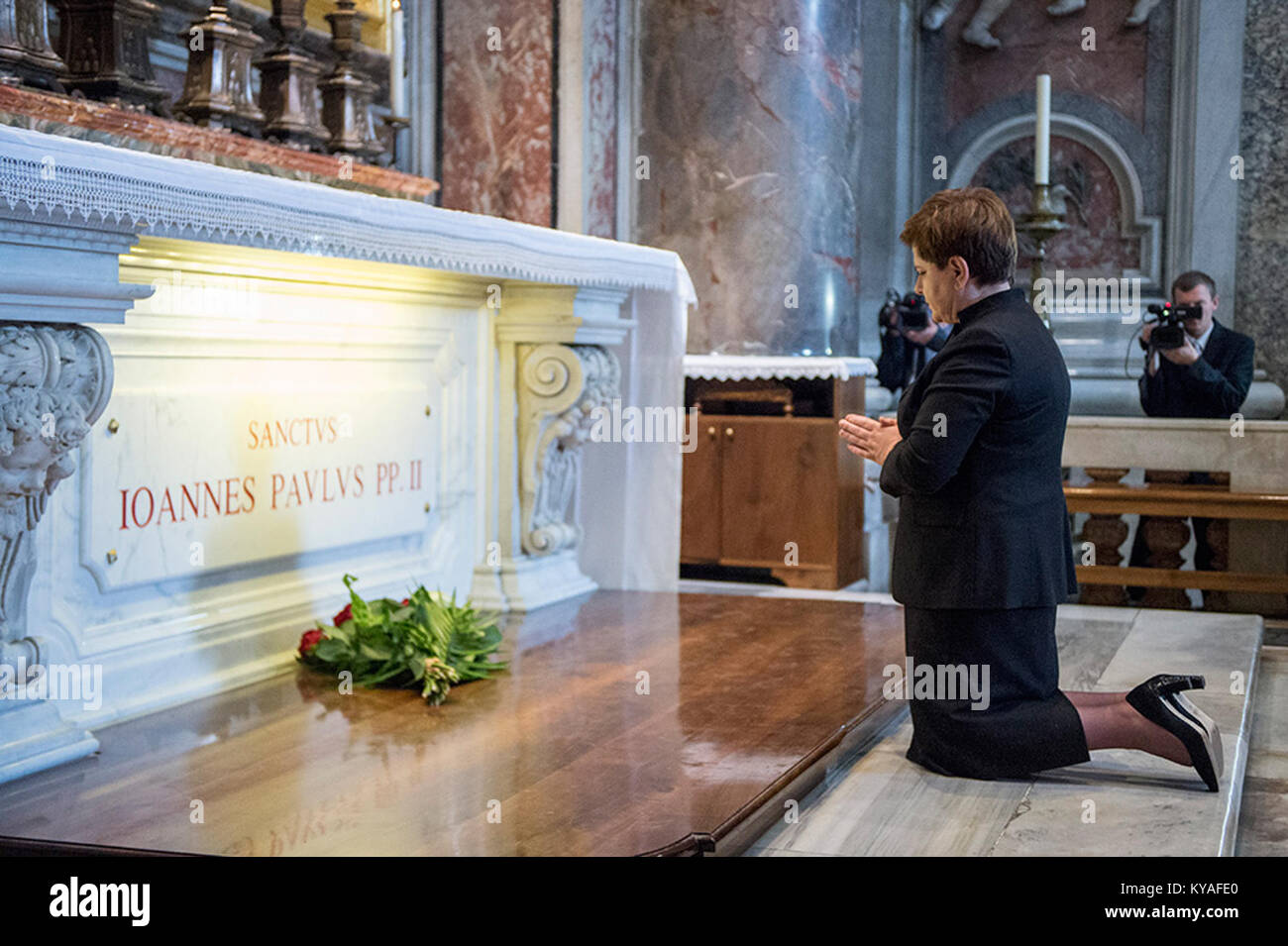 Die polnische Premierministerin Beata Szydło besuchte am 13. Mai 2016 den Vatikan und traf sich mit Papst Franziskus, um den Weltjugendtag in Kraków und die Polnisch-katholischen Beziehungen zu erörtern. Stockfoto