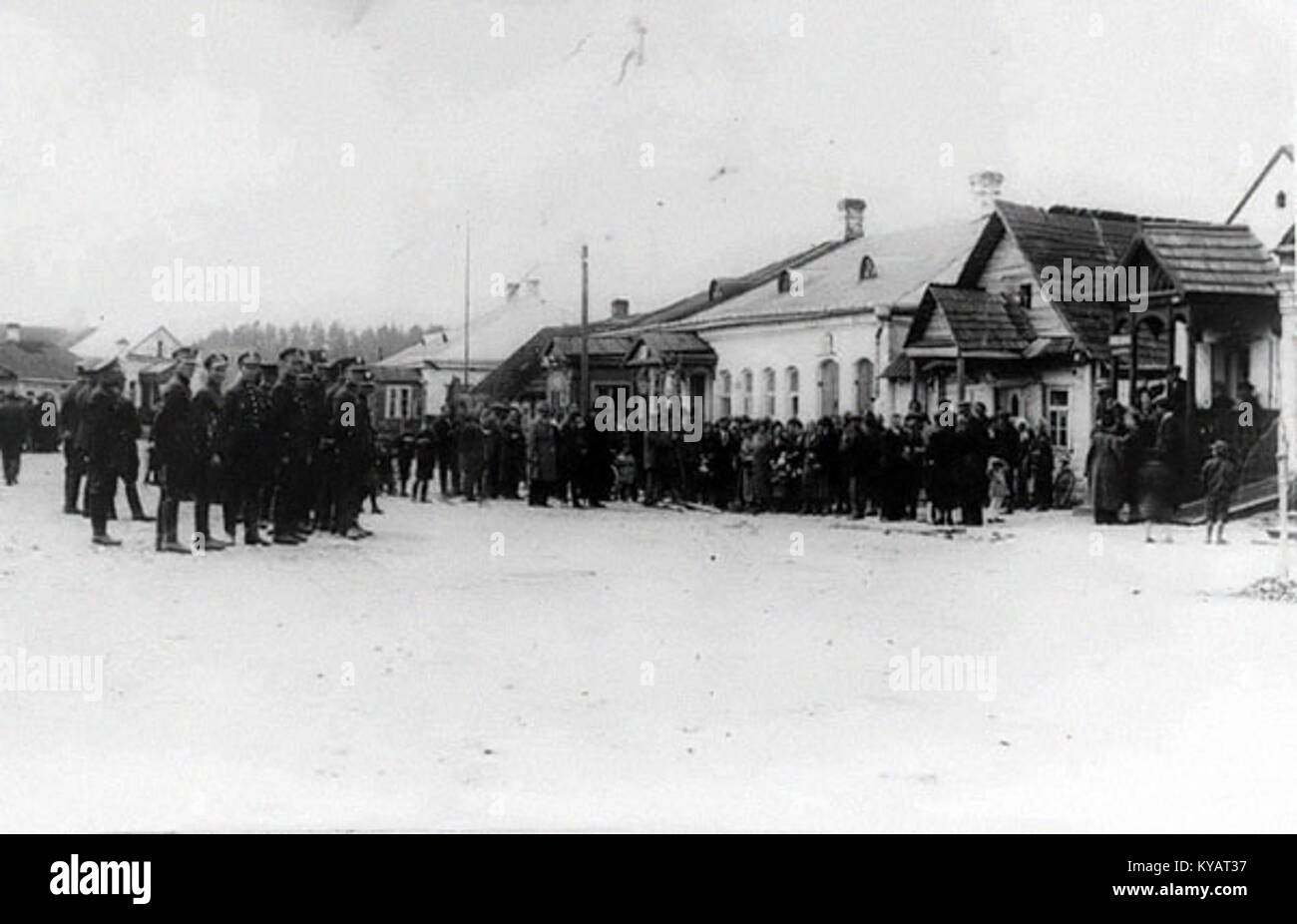 Der Titel bezieht sich auf Krasnaje Rynak, einen historischen Markt oder Handelsknotenpunkt, wobei unklare Hinweise mehr Kontext für eine genaue Beschreibung erfordern. Stockfoto