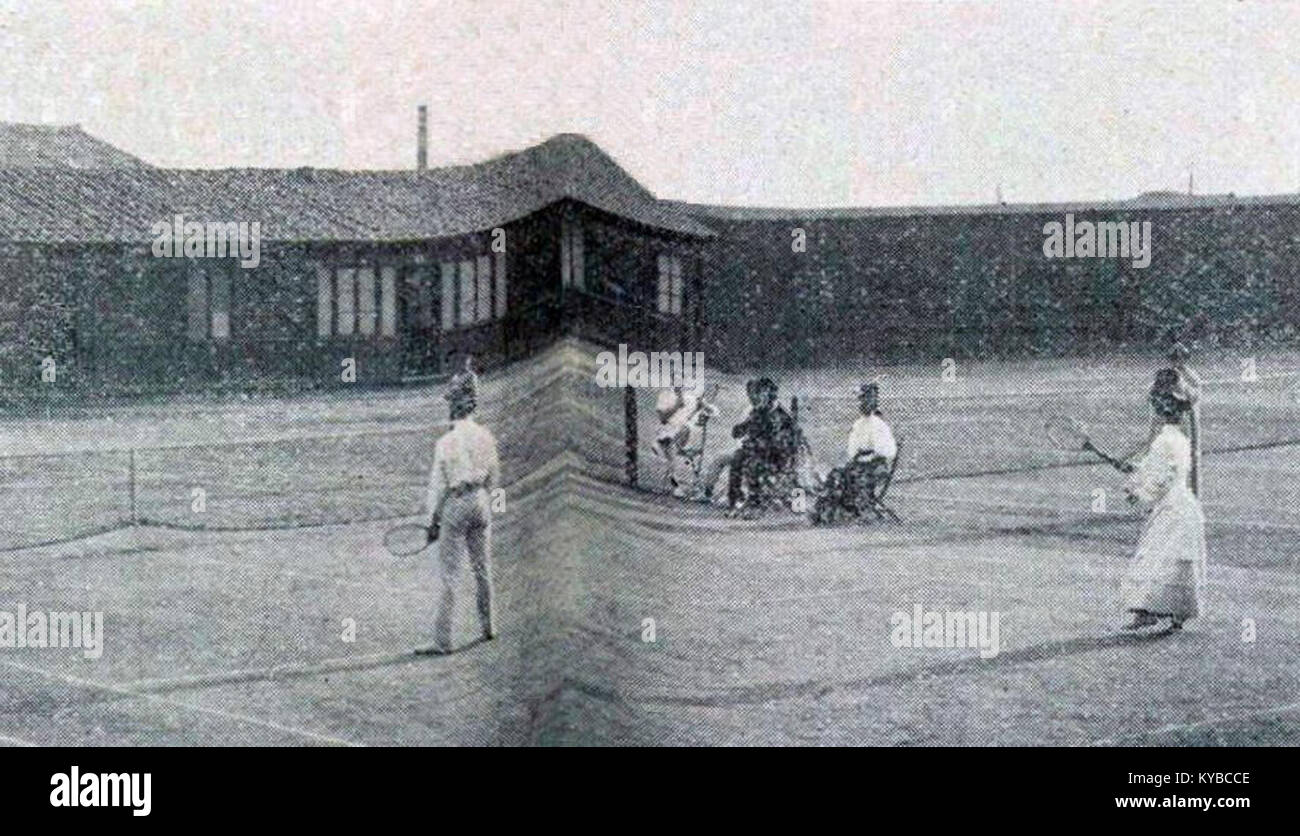 Max Decugis et mme Decugis-Flameng, à l'entrainement lors des JO intercallaires d'Athène en 1906 Stockfoto