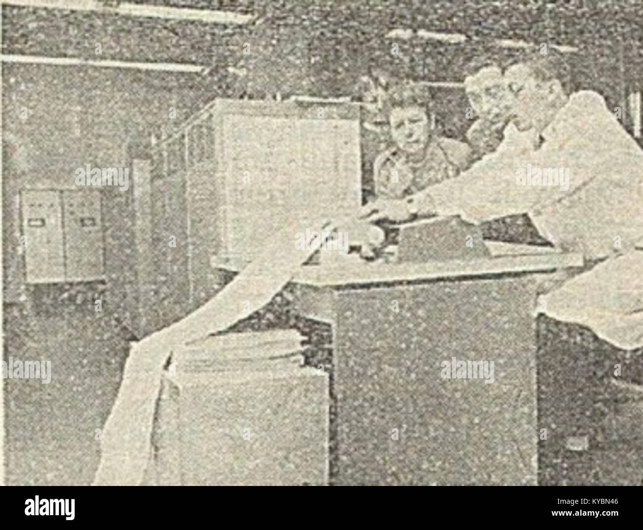 Der NCR-315 war ein früheres Computermodell, das in den 1960er Jahren von der National Cash Register Company produziert wurde Es wurde für Datenverarbeitung und Geschäftsanwendungen verwendet, was den technologischen Fortschritt in der Computertechnik Mitte des 20. Jahrhunderts repräsentiert. Stockfoto