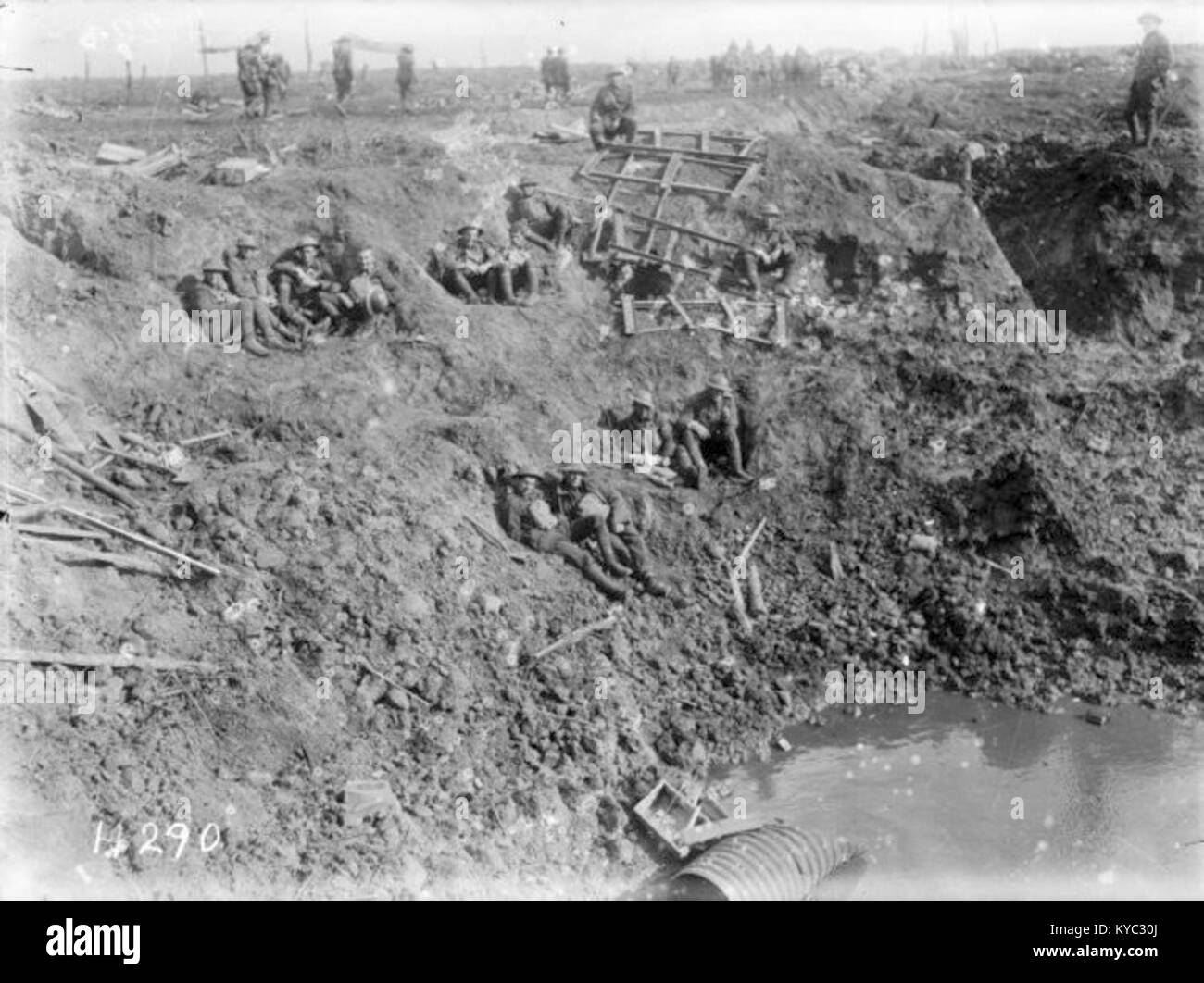 NZ Ingenieure in der Schale Loch, 12 Okt 1917 Stockfoto